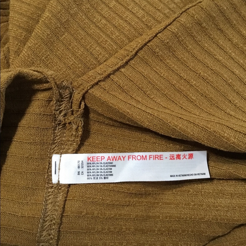 Free people movement can’t handle this turtle neck in brown size XS - Picture 11 of 12